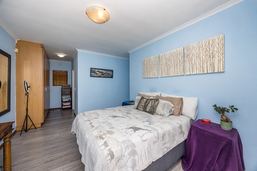 3 Bedroom Property for Sale in Parklands Western Cape